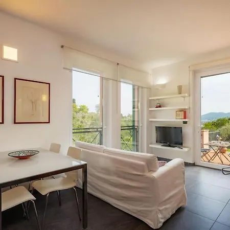 Casa Con Vista E Piscina لا سبيتسْيا
