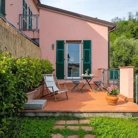 Casa Con Vista E Piscina Nyaraló